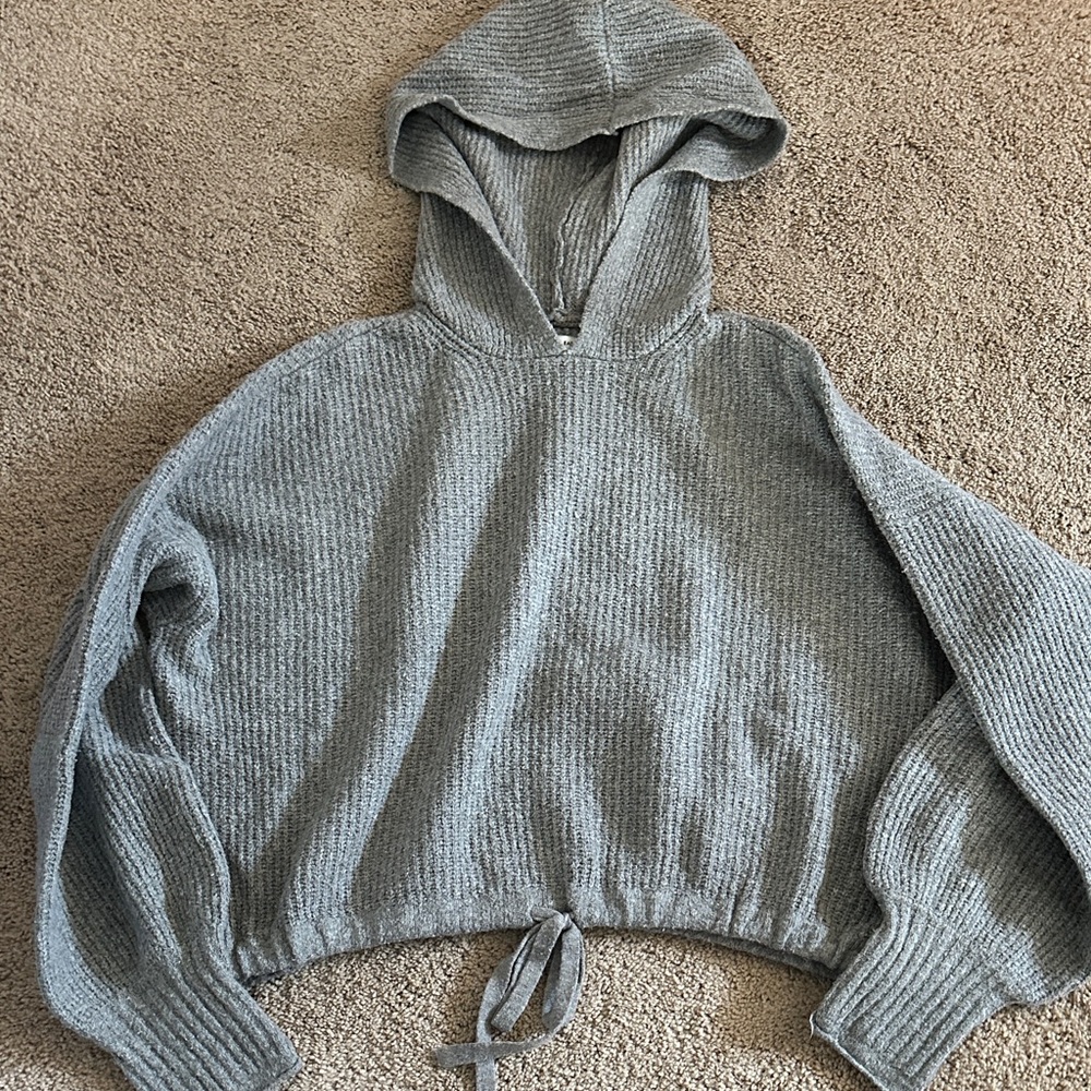 American Eagle Outfitters Heather Gray Knit Sweater